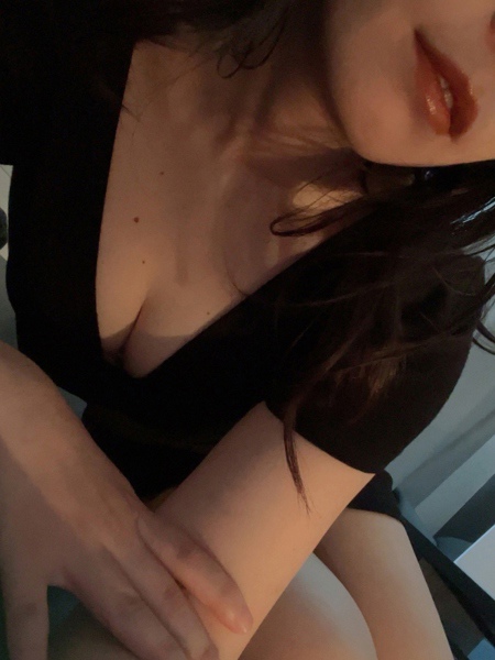 瑠璃　るり アットスパ茨木のセラピスト