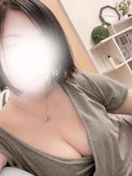 梓　あずさ アットスパ茨木のセラピスト