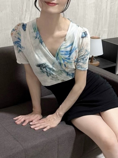 蛍（ほたる） Mrs.Merci SPA ミセスメルシースパのセラピスト