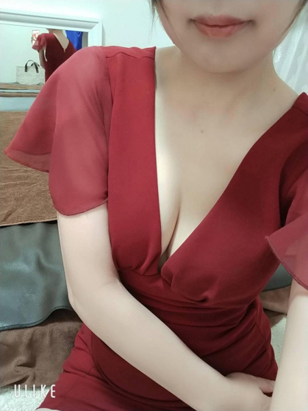 神崎 ミセスあまおうセラピのセラピスト