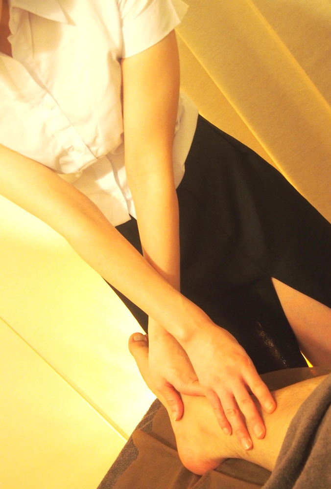 足裏・ふくらはぎ:プラナス Prunus(烏丸御池/メンズエステリラクゼーション)の画像