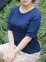 七瀬やよい 大人の鼠径部事情(営業確認中)の女の子