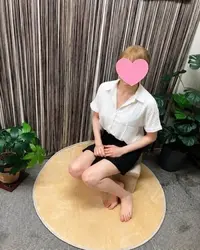 今すぐご案内できるセラピストも♪ 月曜日のひと休み♡