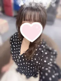 新川優愛似の超小柄ミニマムEカップ人懐っこくてコロコロムッチリグラマー可愛いらしいお花屋さん♡