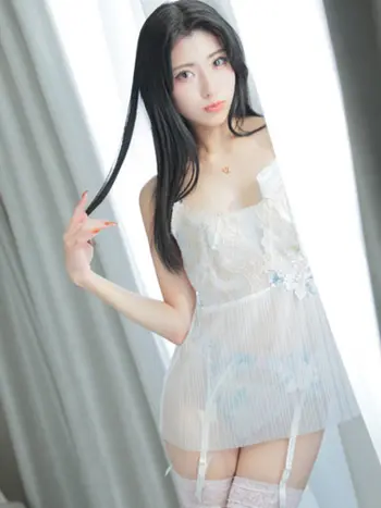 タキナ(24) アロマデパリ Aroma De Parisの写真1枚目 (日本橋発/風俗性感エステ)