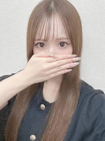 りな(18) ヒルズスパ 梅田＋ プラスの写真1枚目 (梅田発/性感エステ)