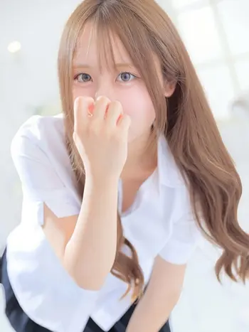 神楽　みおり(19) NADIA ナディア 大阪店の写真1枚目 (梅田発/性感エステ)