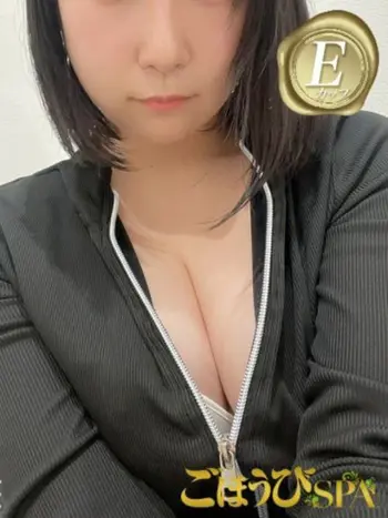 ゆず(26) ごほうびSPA 大阪店の写真1枚目 (日本橋発/巨乳オイル性感エステ)