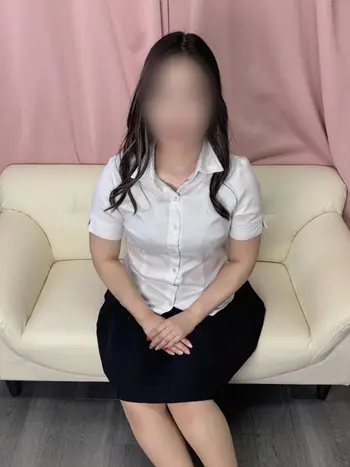 花沢　みお(23) NADIA ナディア 心斎橋店の写真1枚目 (心斎橋/性感エステ)