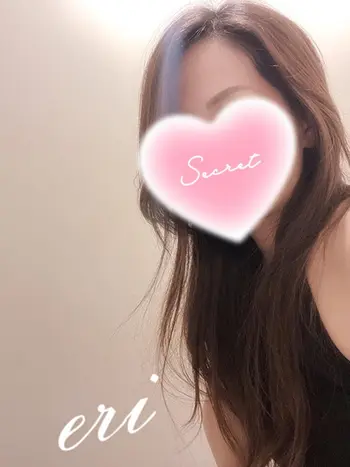 えり(36) 奥さんの手の写真1枚目 (西中島発/人妻性感エステ)