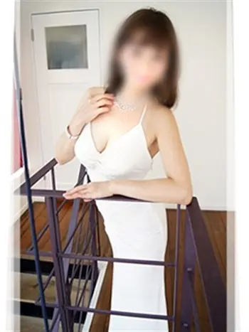 真田　理沙(33) メンズアロマエステ ルナ LUNA (営業確認中)の写真1枚目 (西中島/メンズアロマ風俗エステ)