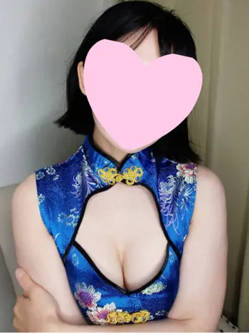 いずみ(24) キミの乳首が好き!! 大阪店の写真1枚目 (谷町九丁目発/乳首開発オナクラ)