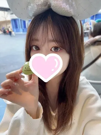 ぴんく(19) 大阪はまちゃん 梅田店の写真1枚目 (梅田/オナクラ)