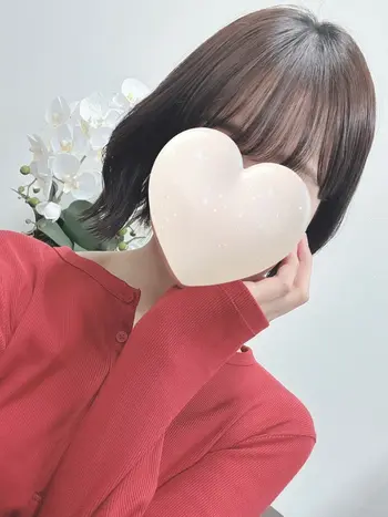 なつき(28) おじさま大好き素人オナクラ 谷九店の写真1枚目 (谷町九丁目/オナクラ)