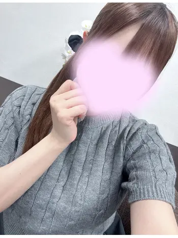 ななか(21) おじさま大好き素人オナクラ 谷九店の写真1枚目 (谷町九丁目/オナクラ)