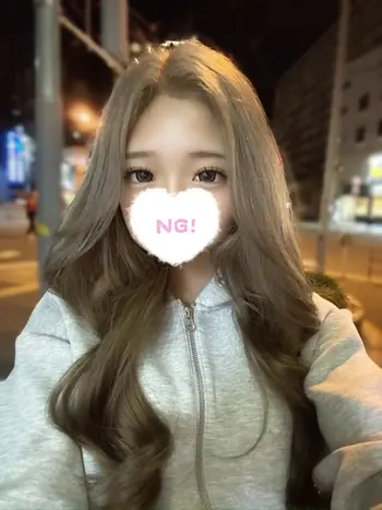 ももあ(18) コンカフェ×オナクラ あいこねくと 梅田店の写真1枚目 (梅田/オナクラ)