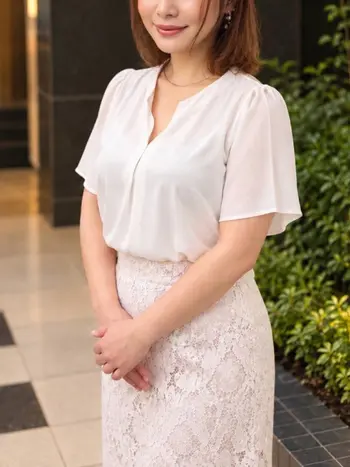 依須美(43) ミセスの子守唄の写真1枚目