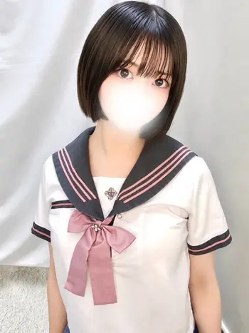 みさ(18) 学校帰りの妹に手コキしてもらった件 谷九の写真1枚目 (谷町九丁目/オナクラ)