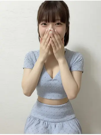 こゆき(18) 尼崎出張メンズエステ2030の写真1枚目 (尼崎発/派遣型性感メンズエステ)