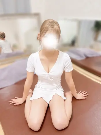 みう(19) Pulchra プルクラの写真1枚目