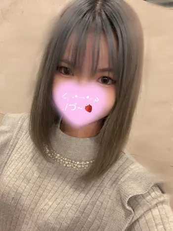 れいな(20) エステ花満開  はなまんかいの写真1枚目 (新大阪発/性感エステ)