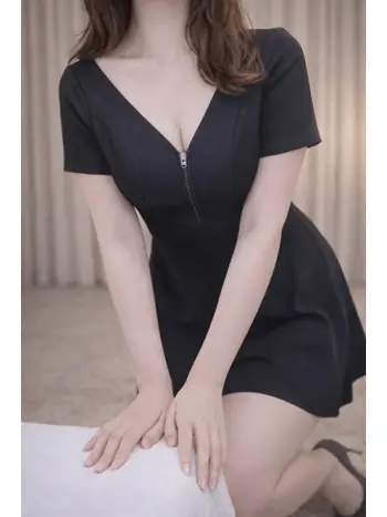 白井(40) ミセスの素肌エステの写真1枚目 (堺東発/性感エステ)