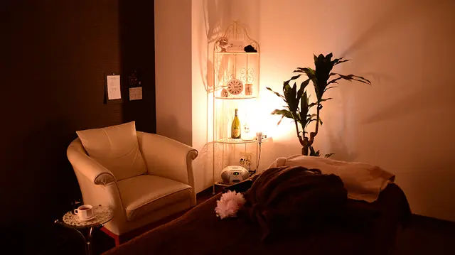 充実のマッサージルーム:ラグゼ LUXE(四ツ橋/アロマリンパドレナージュ)のフォト(写真)